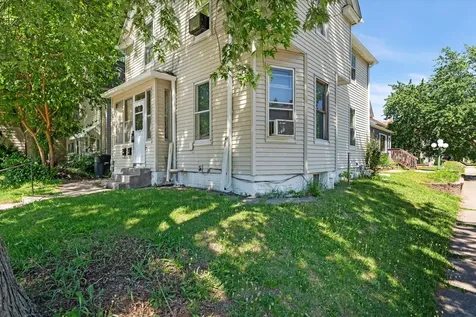 1730 10TH Street Moline IL 61265
