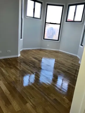 1351 West Roscoe Street Chicago IL 60657
