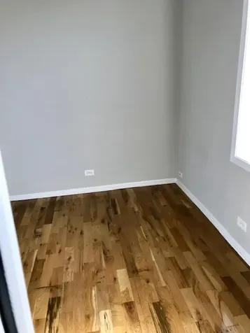 1351 West Roscoe Street Chicago IL 60657