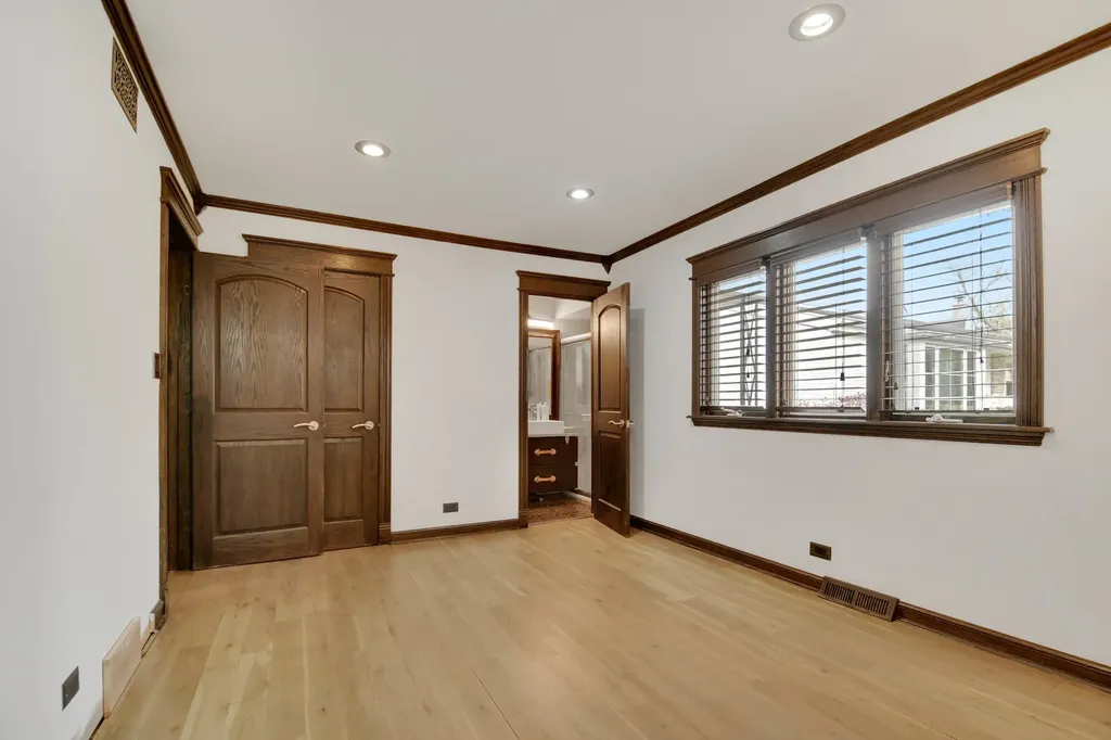 491 Old Surrey Lane Hinsdale IL 60521