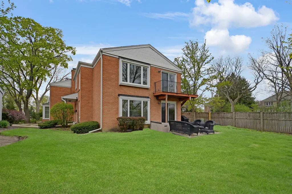 491 Old Surrey Lane Hinsdale IL 60521