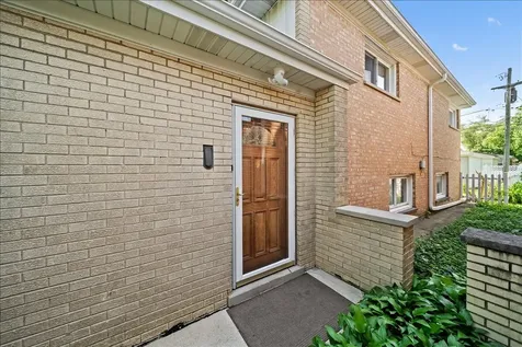3715 Greenleaf Street Skokie IL 60076