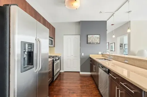 757 North Orleans Street Chicago IL 60654
