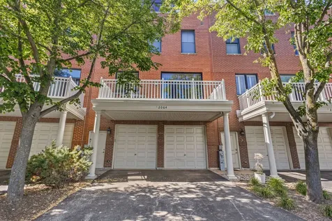 2064 Valor Court Glenview IL 60026