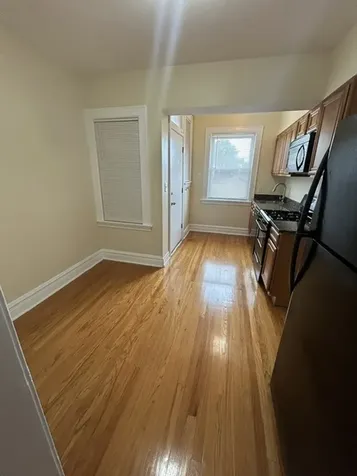 4514 West Wellington Avenue Chicago IL 60641