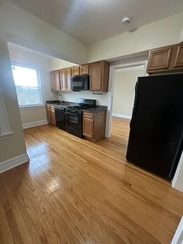 4514 West Wellington Avenue Chicago IL 60641