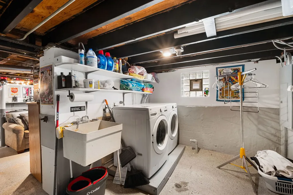 5364 North Normandy Avenue Chicago IL 60656