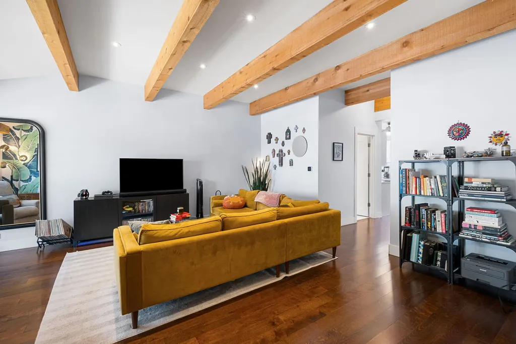 5364 North Normandy Avenue Chicago IL 60656