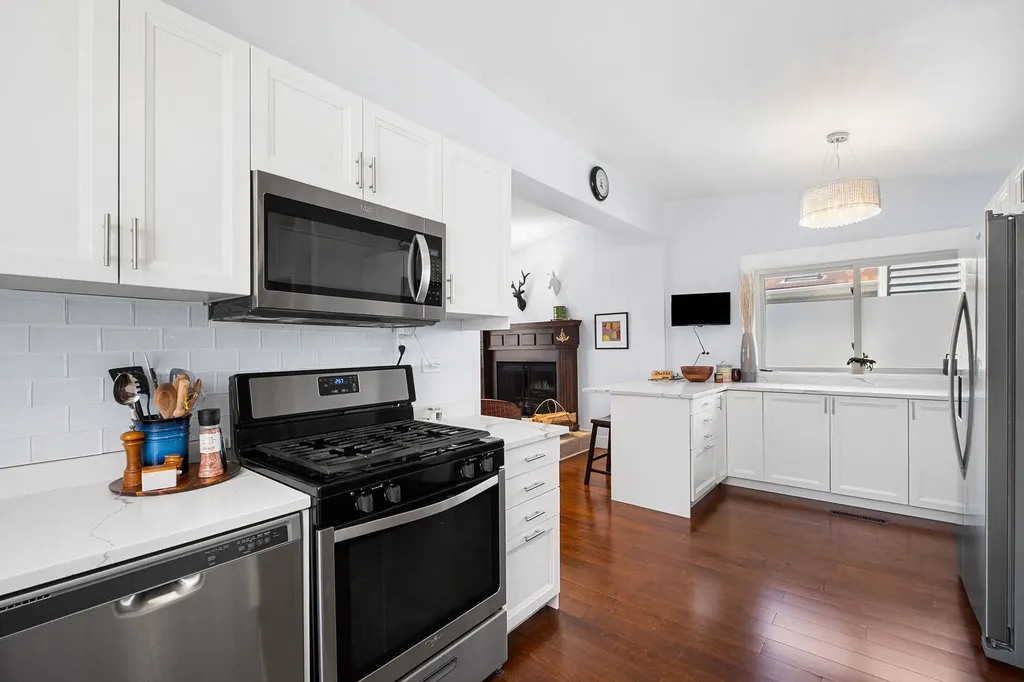 5364 North Normandy Avenue Chicago IL 60656