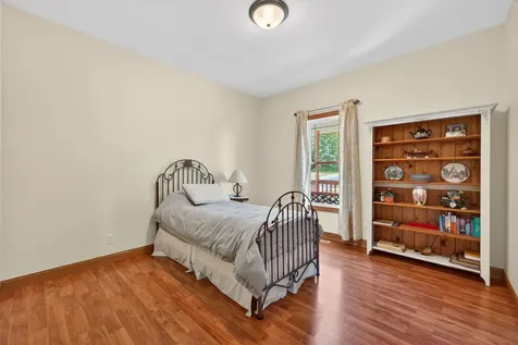 6880 East Cherry Hill Road Ridott IL 61067