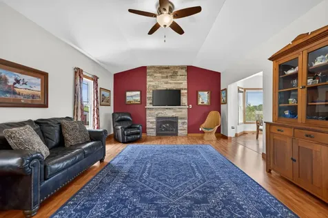 6880 East Cherry Hill Road Ridott IL 61067