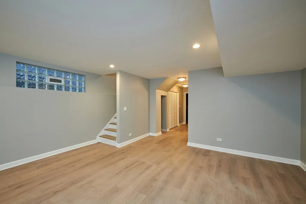 1506 East 72nd Place Chicago IL 60619