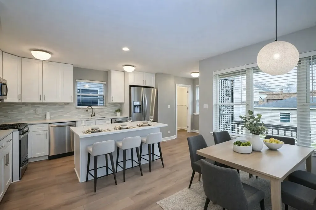 1506 East 72nd Place Chicago IL 60619