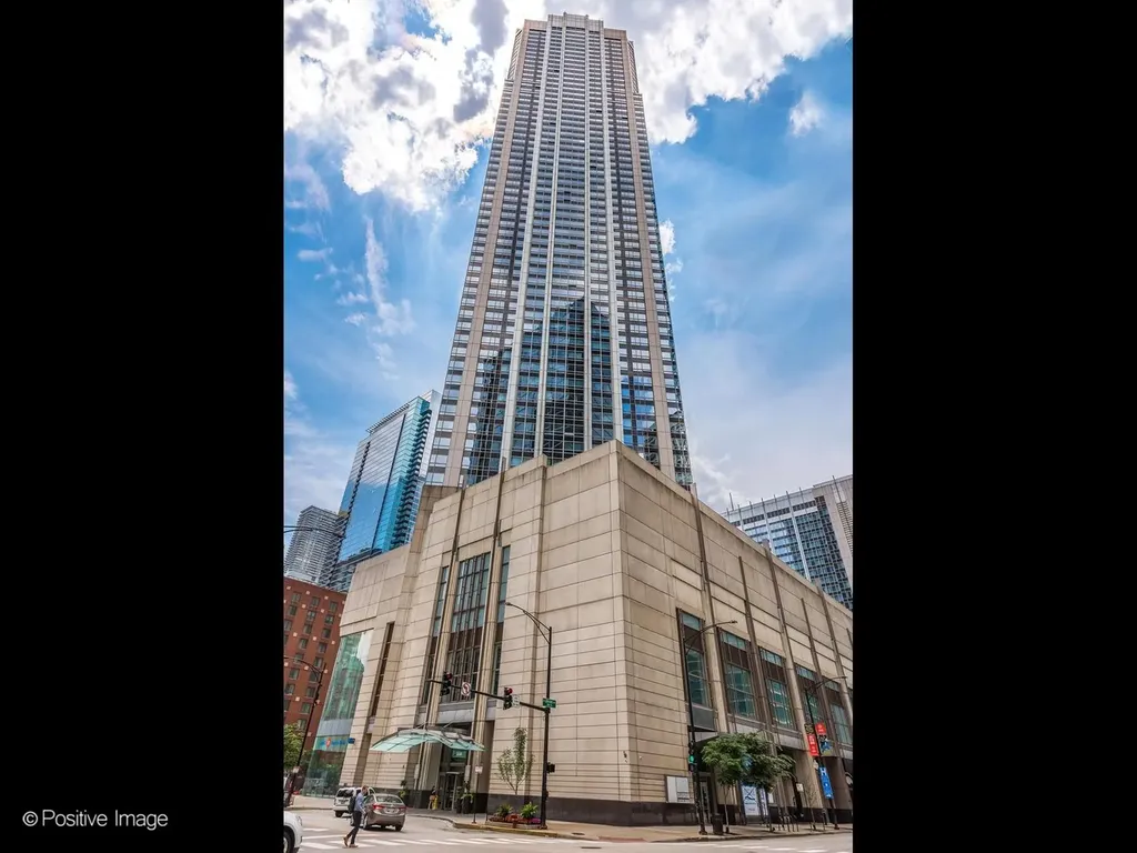 512 North Mcclurg Court Chicago IL 60611