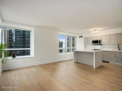 512 North Mcclurg Court Chicago IL 60611
