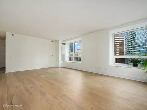 512 North Mcclurg Court Chicago IL 60611