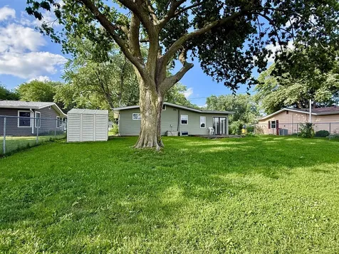 408 Princeton Drive North Aurora IL 60542