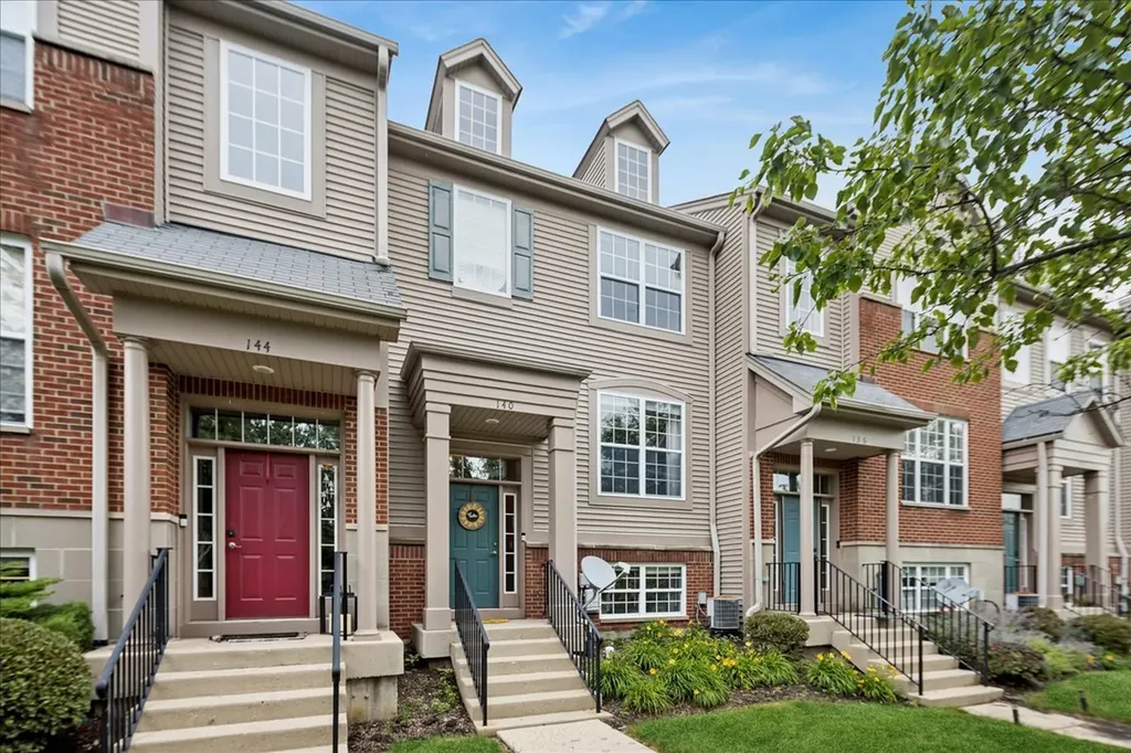 140 Station Park Circle Grayslake IL 60030