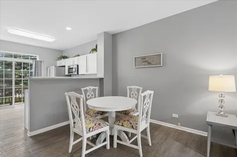 140 Station Park Circle Grayslake IL 60030