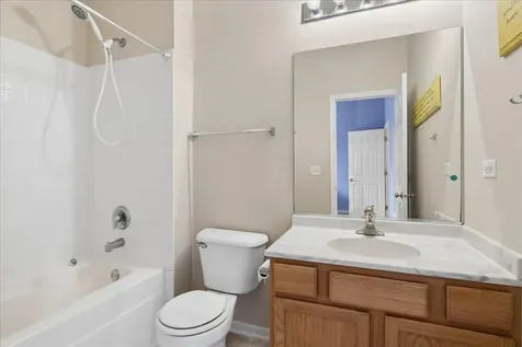 140 Station Park Circle Grayslake IL 60030
