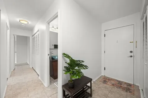 1103 South Hunt Club Drive Mount Prospect IL 60056