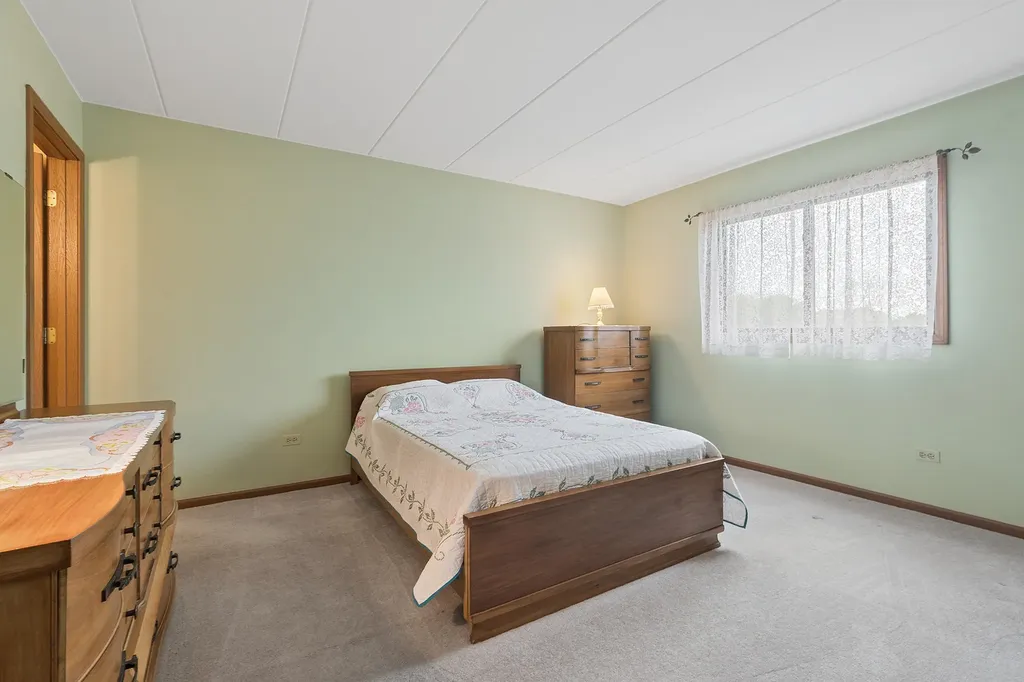 8826 West 140th Street Orland Park IL 60462