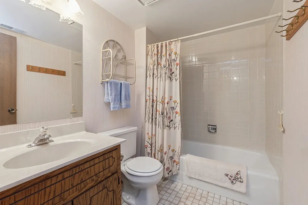 8826 West 140th Street Orland Park IL 60462