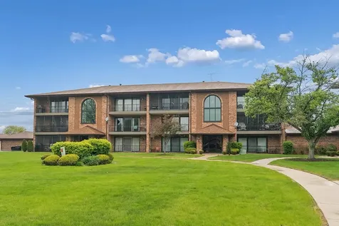 8826 West 140th Street Orland Park IL 60462