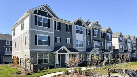 421 Lakeshore Court St. Charles IL 60174