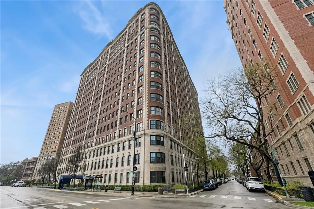 3750 North Lake Shore Drive Chicago IL 60613