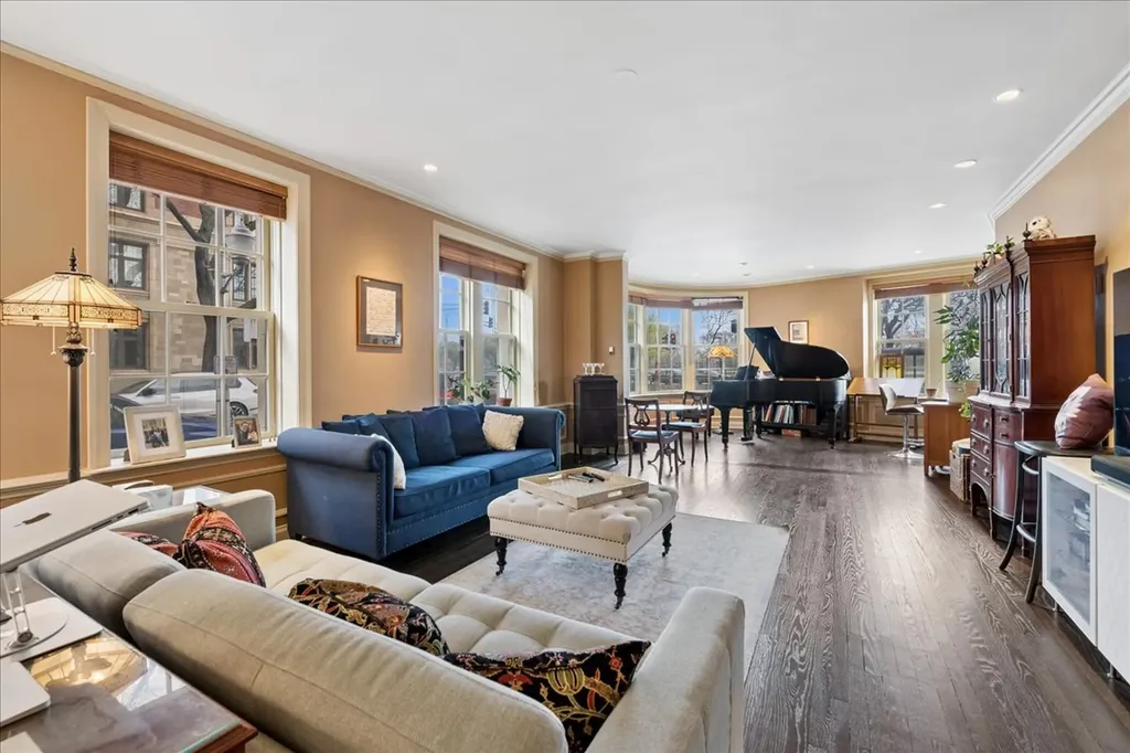 3750 North Lake Shore Drive Chicago IL 60613