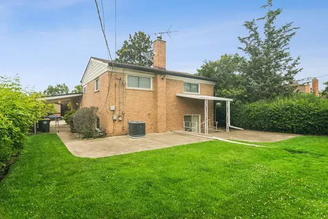 8501 West Normal Avenue Niles IL 60714