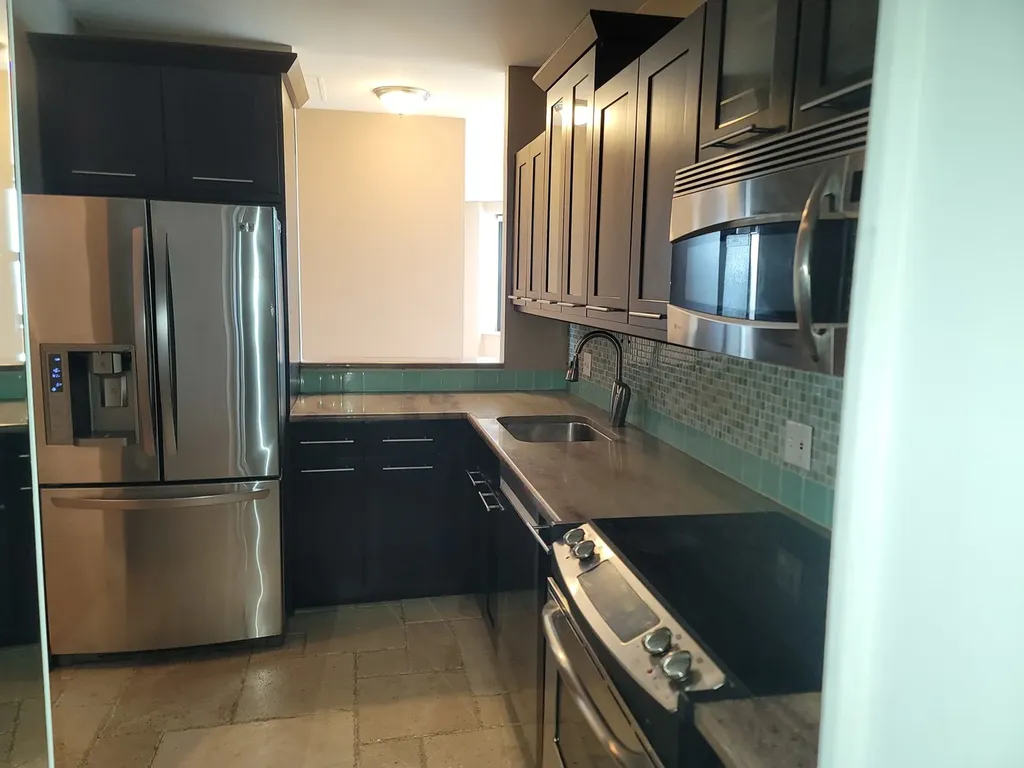 3660 North Lake Shore Drive Chicago IL 60613