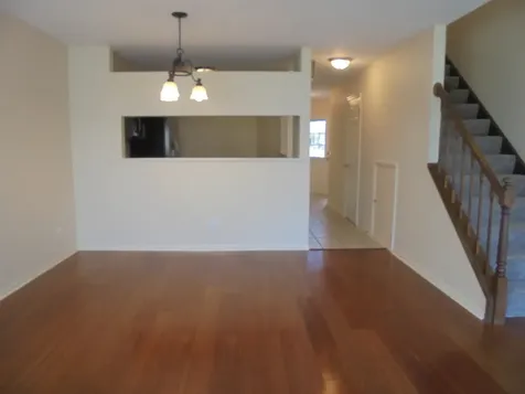 938 Ridgefield Lane Wheeling IL 60090