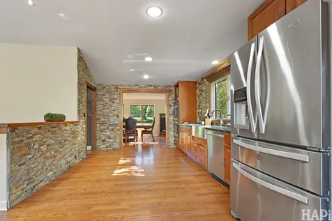 15192 West Rockland Road Libertyville IL 60048