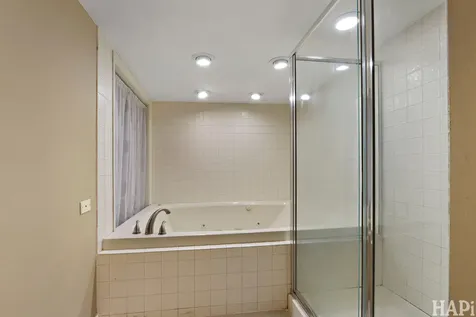 15192 West Rockland Road Libertyville IL 60048
