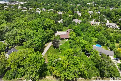 15192 West Rockland Road Libertyville IL 60048