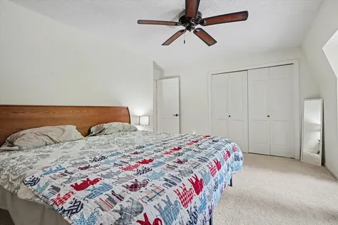 48 South Shorewood Drive Danville IL 61832