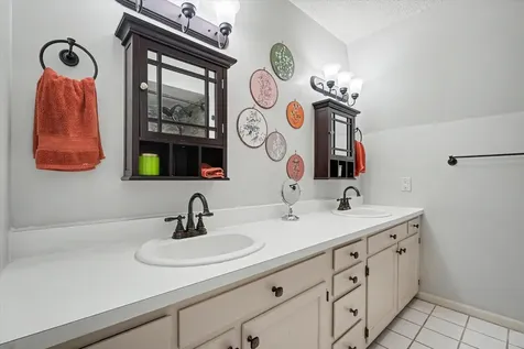 48 South Shorewood Drive Danville IL 61832