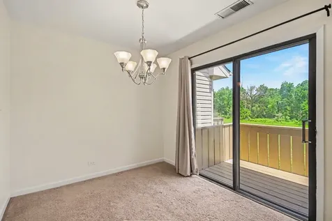 5235 Rockpointe Court Gurnee IL 60031