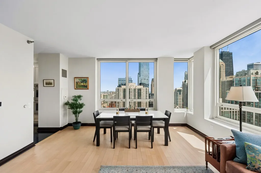 33 West Ontario Street Chicago IL 60654