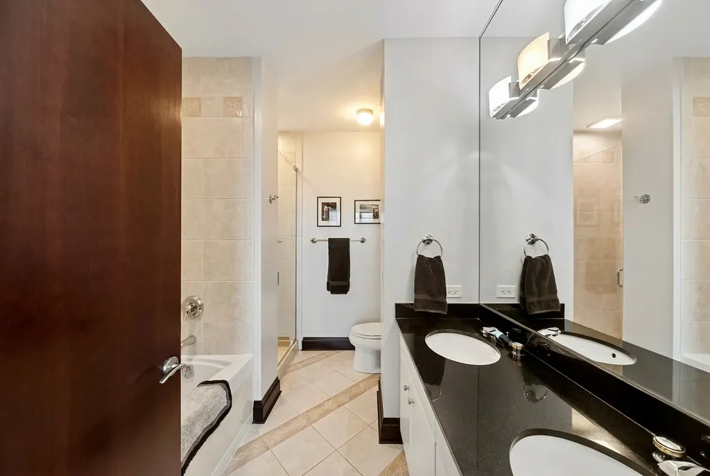 33 West Ontario Street Chicago IL 60654