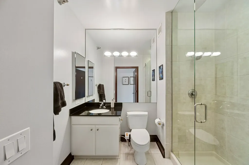 33 West Ontario Street Chicago IL 60654