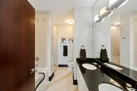 33 West Ontario Street Chicago IL 60654