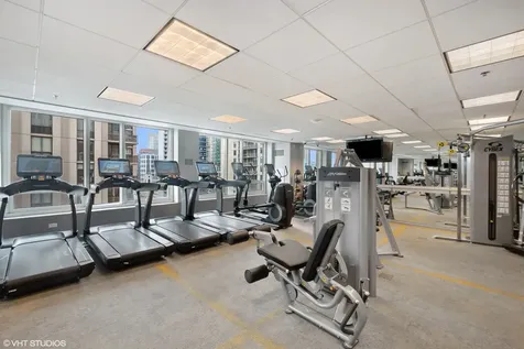 33 West Ontario Street Chicago IL 60654