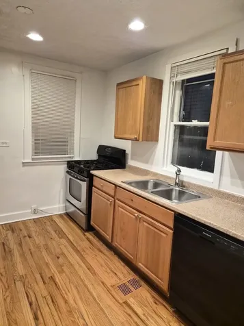 1014 Garnett Place Evanston IL 60201