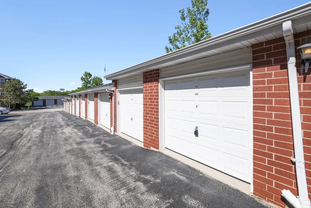 16611 Liberty Circle Orland Park IL 60467