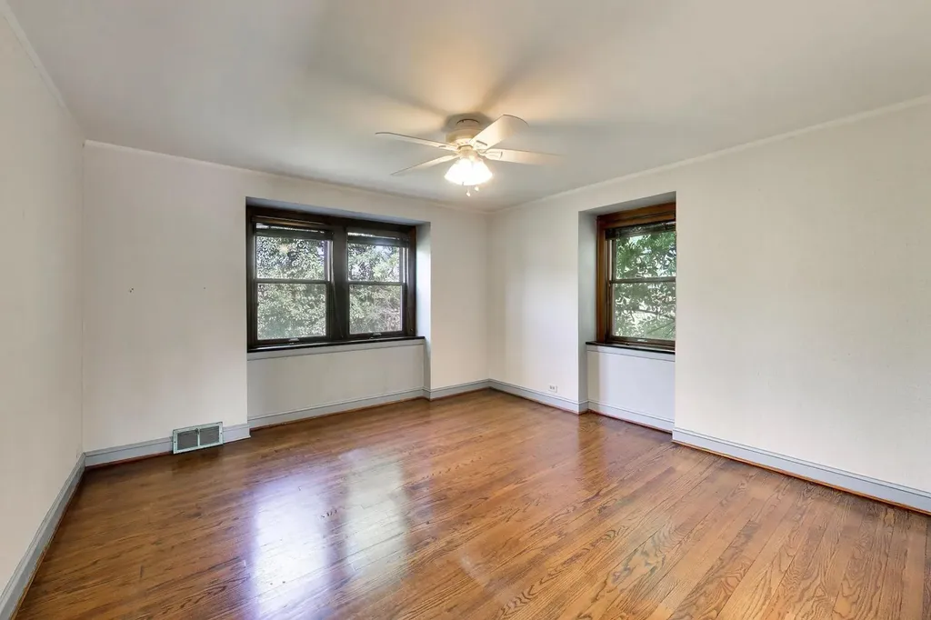1216 South Lincoln Avenue Park Ridge IL 60068