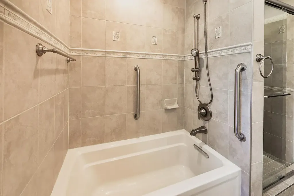 1216 South Lincoln Avenue Park Ridge IL 60068