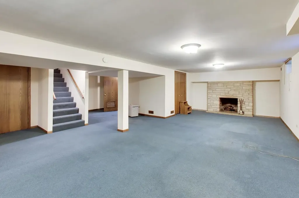 1216 South Lincoln Avenue Park Ridge IL 60068